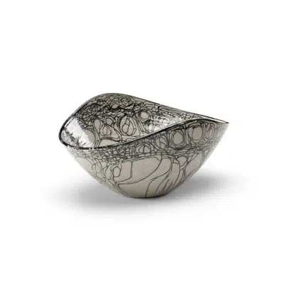 Chelsea House Porcelain Traditional Decorative Bowl In Black,white