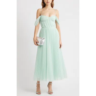 Chelsea28 Cold Shoulder Chiffon Cocktail Dress In Green