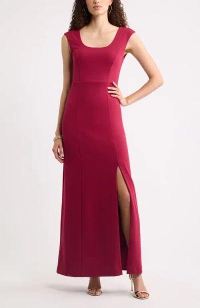 Chelsea28 Scoop Neck Seamed Maxi Dress In Red