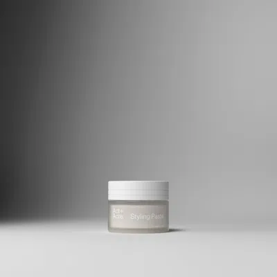 Act+acre 4% Candelilla Matte Styling Paste In White
