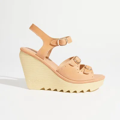 Cherokee Of California Stevie High Beep Natural In Brown