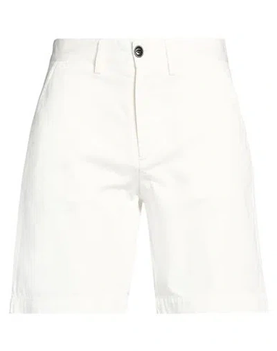 Chesapeake's Man Shorts & Bermuda Shorts White Size 32 Cotton