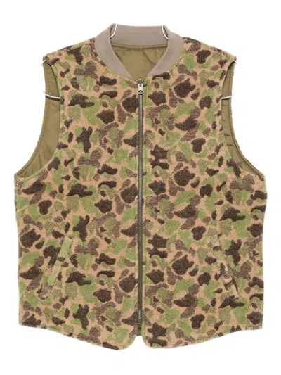 CHESAPEAKE'S SLEEVELESS CAMOUFLAGE JACKET WITH RIBBED COLLAR