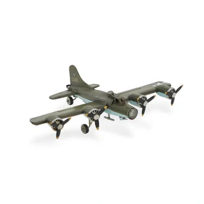 Cheungs 1942 B-17 Flying Fortress In Green