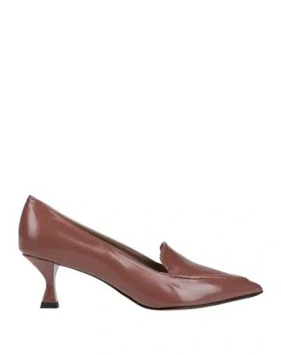 Cheville Woman Pumps Light Brown Size 7 Leather