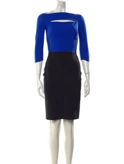 Pre-owned Chiara Boni Asymmetrical Knee-length Dress In Blue