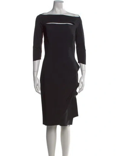 Pre-owned Chiara Boni Bateau Neckline Knee-length Dress In Black