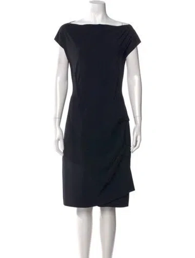 Pre-owned Chiara Boni Bateau Neckline Knee-length Dress In Black