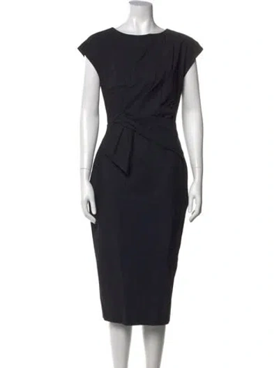 Pre-owned Chiara Boni Bateau Neckline Knee-length Dress In Black