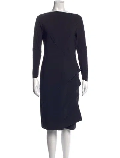 Pre-owned Chiara Boni Bateau Neckline Knee-length Dress In Blue