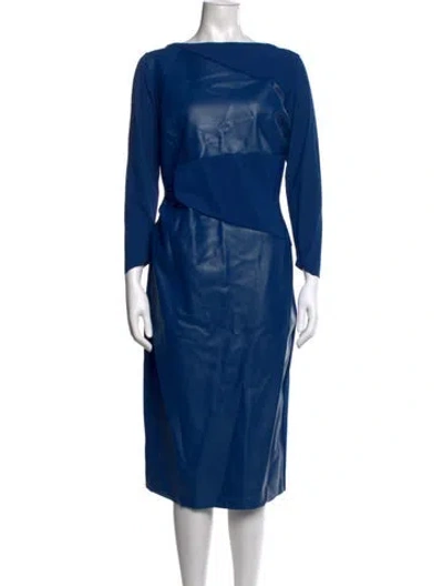 Pre-owned Chiara Boni Bateau Neckline Knee-length Dress In Blue