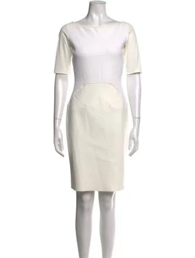 Pre-owned Chiara Boni Bateau Neckline Knee-length Dress In Neutrals