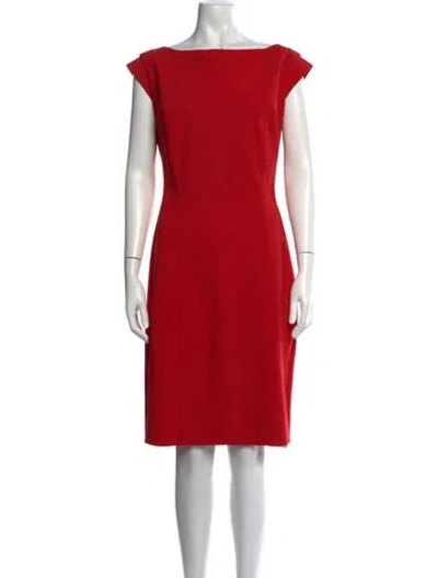 Pre-owned Chiara Boni Bateau Neckline Knee-length Dress In Red