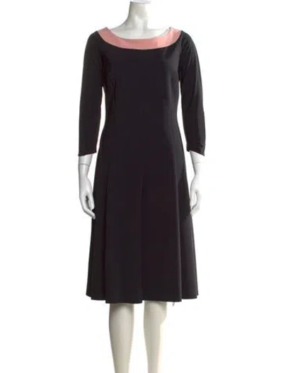 Pre-owned Chiara Boni Bateau Neckline Midi Length Dress In Black
