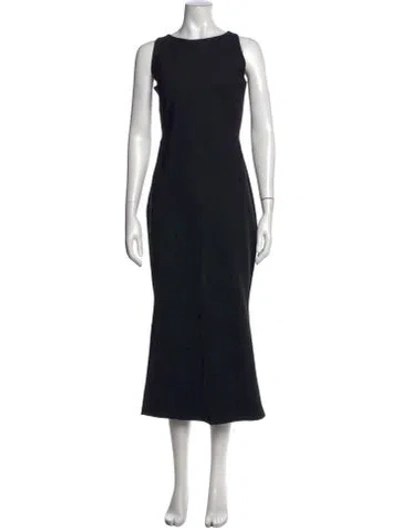 Pre-owned Chiara Boni Bateau Neckline Midi Length Dress In Black
