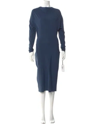 Pre-owned Chiara Boni Bateau Neckline Midi Length Dress In Blue