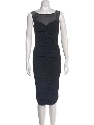 Pre-owned Chiara Boni Bateau Neckline Midi Length Dress In Gray