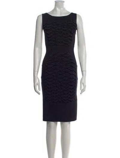 Pre-owned Chiara Boni Crew Neck Knee-length Dress In Black