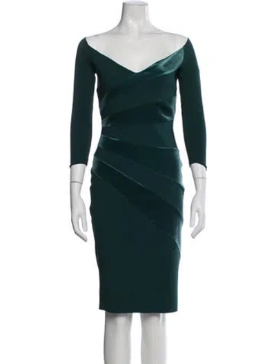 Pre-owned Chiara Boni Nylon Knee-length Dress In Green