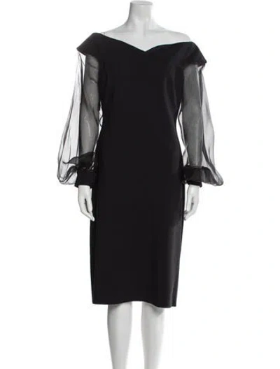 Pre-owned Chiara Boni Off-the-shoulder Knee-length Dress In Black