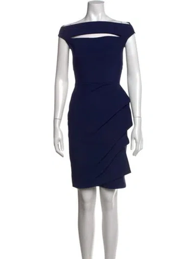 Pre-owned Chiara Boni Off-the-shoulder Knee-length Dress In Blue