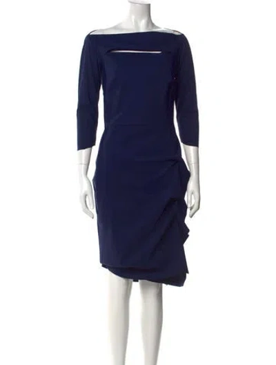 Pre-owned Chiara Boni Off-the-shoulder Knee-length Dress In Blue