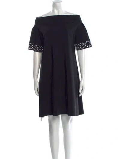 Pre-owned Chiara Boni Off-the-shoulder Mini Dress In Black