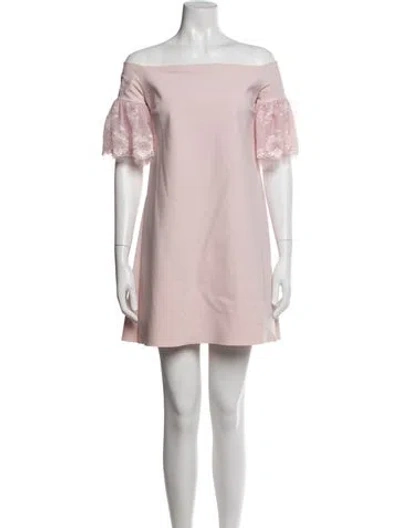 Pre-owned Chiara Boni Off-the-shoulder Mini Dress In Pink