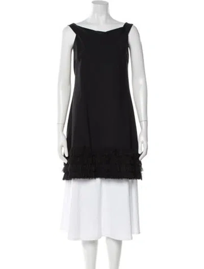 Pre-owned Chiara Boni Off-the-shoulder Sleeveless Top In Black
