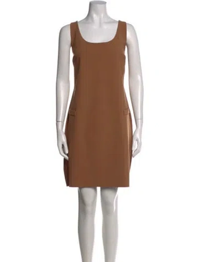 Pre-owned Chiara Boni Scoop Neck Knee-length Dress In Brown