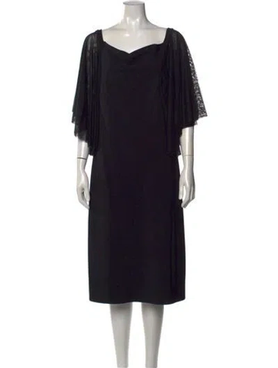 Pre-owned Chiara Boni Square Neckline Knee-length Dress In Black