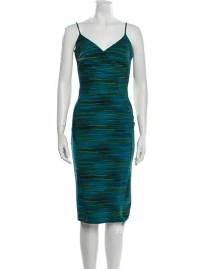 Pre-owned Chiara Boni Striped Knee-length Dress In Green