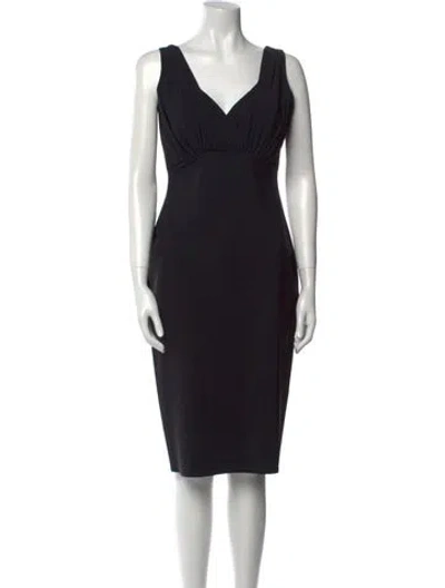 Pre-owned Chiara Boni V-neck Knee-length Dress In Black