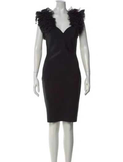 Pre-owned Chiara Boni V-neck Knee-length Dress In Black