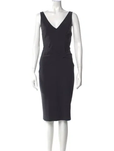Pre-owned Chiara Boni V-neck Knee-length Dress In Gray