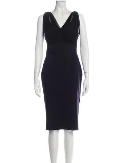 Pre-owned Chiara Boni V-neck Knee-length Dress In Gray