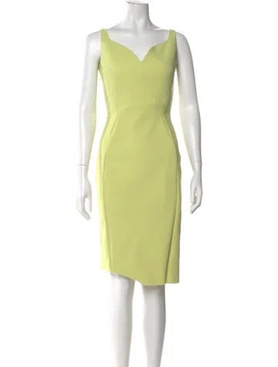 Pre-owned Chiara Boni V-neck Knee-length Dress In Green