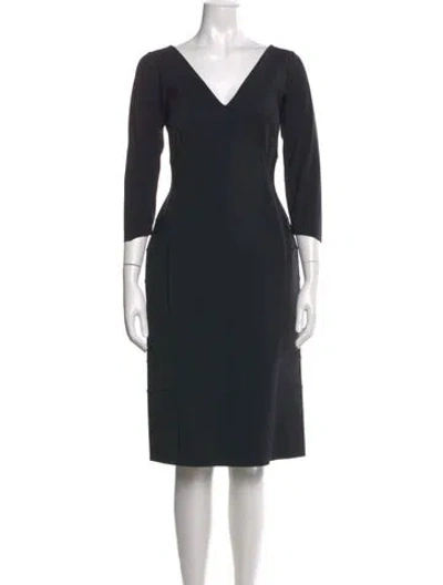 Pre-owned Chiara Boni V-neck Midi Length Dress In Black