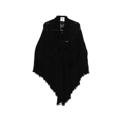Chiara Is Scialle Peonia Crochet-knit Fringed Poncho In Black