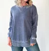 CHICKA-D MAMA EMBROIDERED SWEATSHIRT IN NAVY