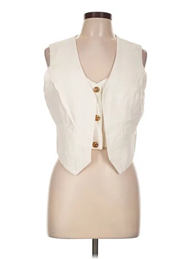 Pre-owned Chicme Sleeveless Blouse In Ivory