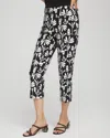CHICO'S WIDE WAISTBAND LEAF PRINT CAPRI PANTS IN BLACK & WHITE SIZE 0 | CHICO'S