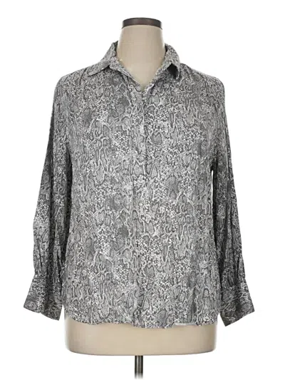 Pre-owned Chico's 3/4 Sleeve Button Down Shirt In Silver