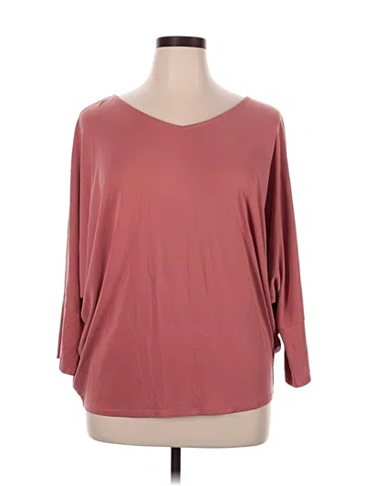 Pre-owned Chico's 3/4 Sleeve T-shirt In Burgundy