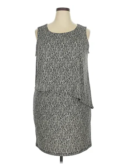 Pre-owned Chico's Casual Dress In Gray