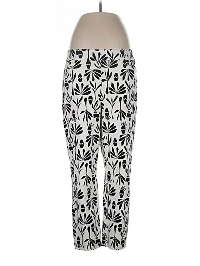 Pre-owned Chico's Casual Pants In White