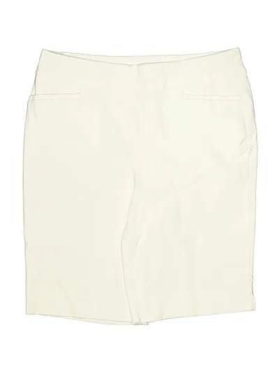 Pre-owned Chico's Khaki Shorts In Ivory