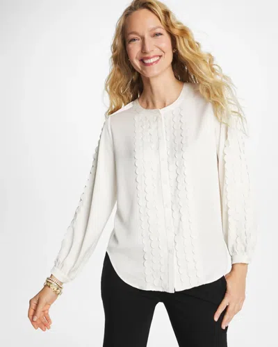Chico's Laser Cut Crinkle Blouse In White In Sand
