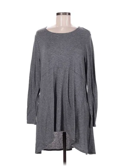 Pre-owned Chico's Long Sleeve T-shirt In Gray