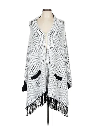 Pre-owned Chico's Poncho In Gray